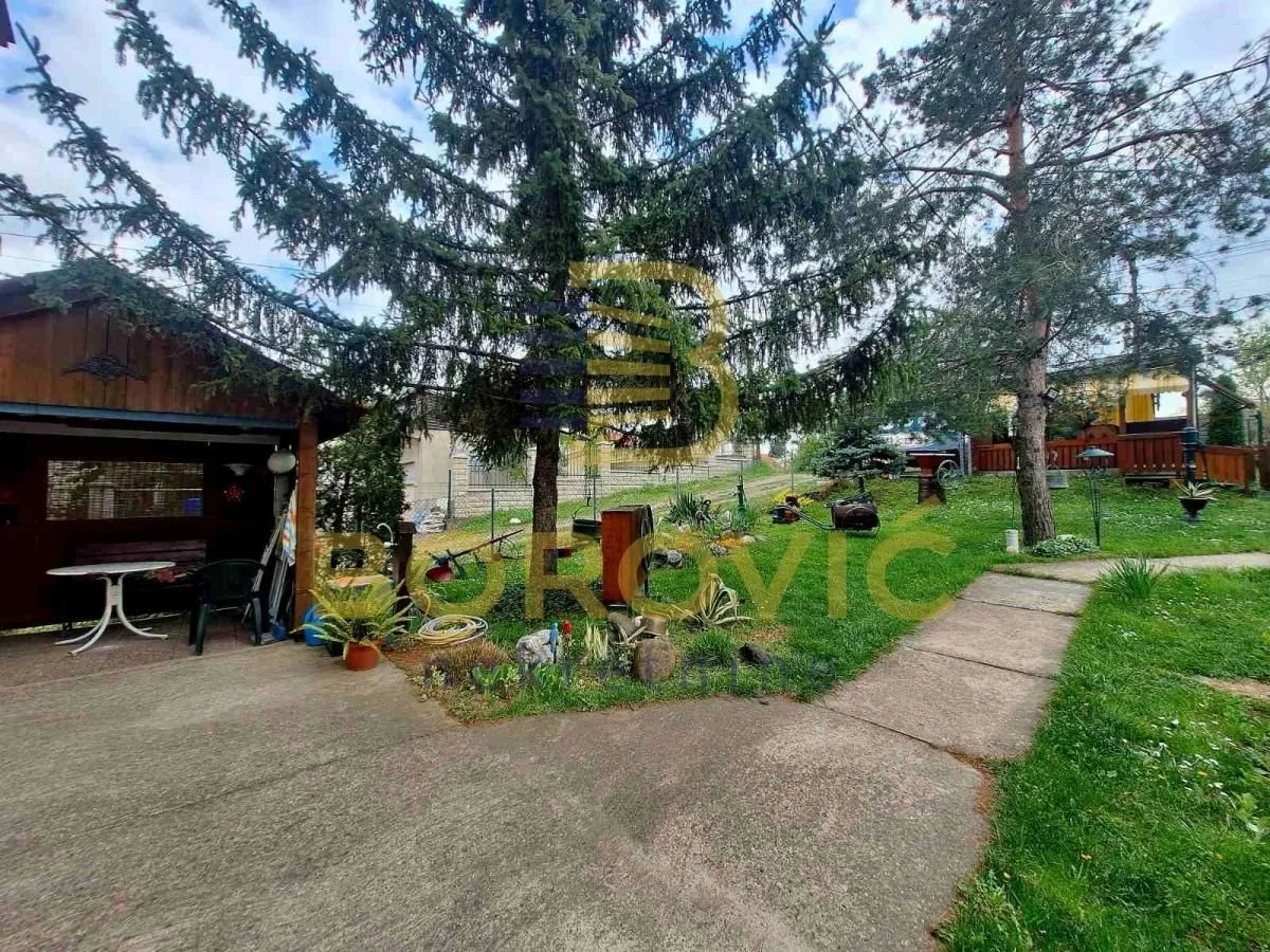Sale, house, 259m², Voždovac Sve Podlokacije, Beograd