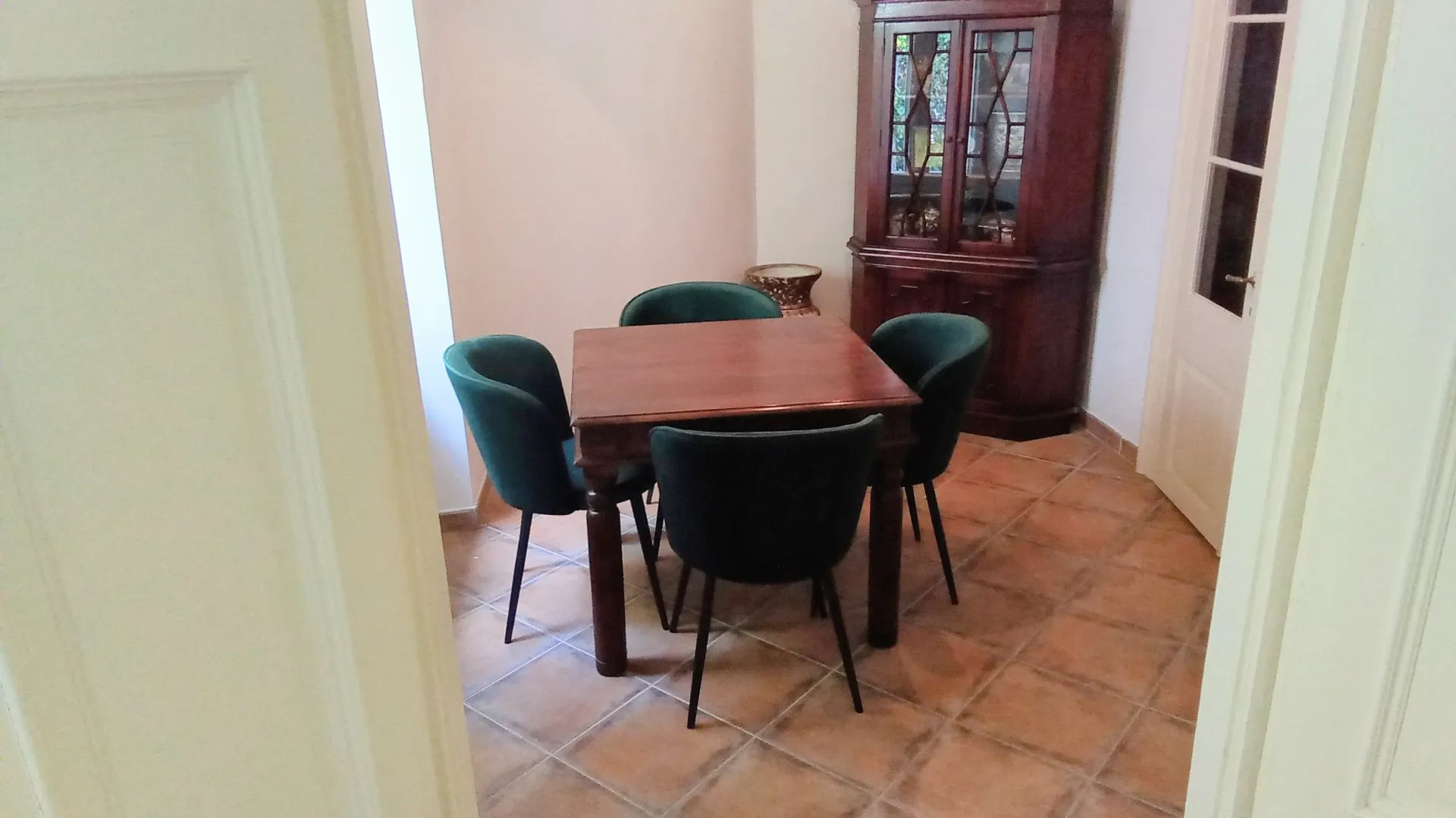 Prodaja, dvosoban stan, 75m², Stari Grad Kotor, Kotor