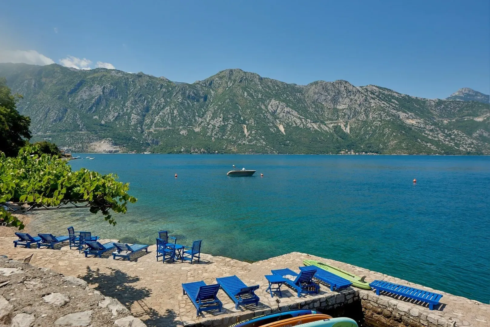 Prodaja, kuća, 235m², Kostanjica, Kotor