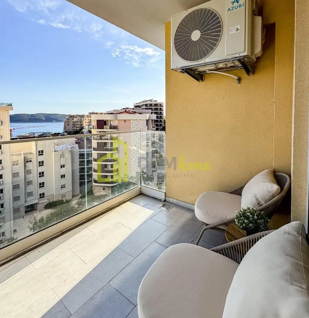 Sale, two bedroom apartment, 74m², Bečići, Budva