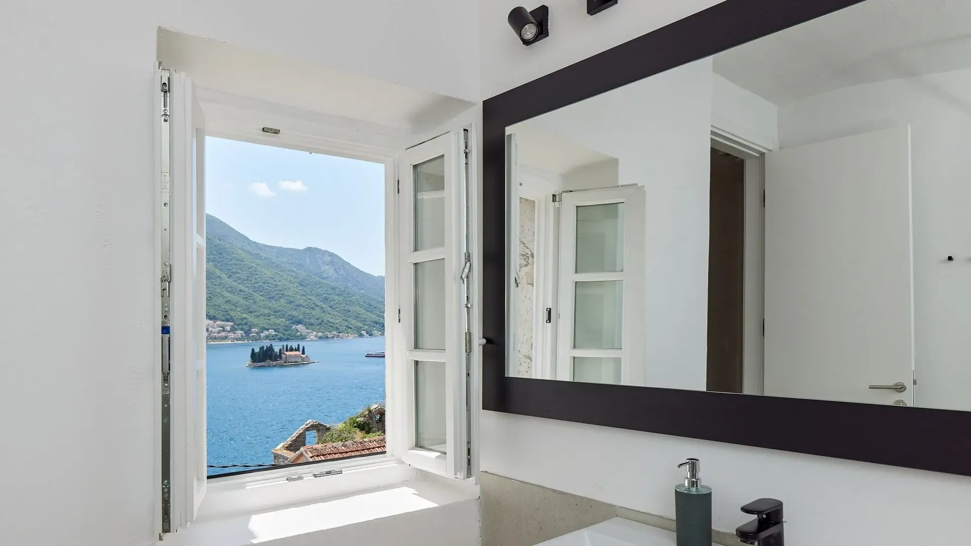 Prodaja, kuća, 146m², Perast, Kotor