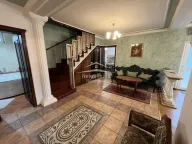 Izdavanje, kuća, 220m², Savski Venac, Beograd - image 16