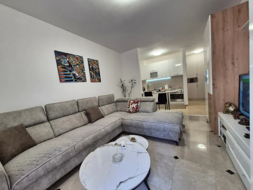 Sale, studio apartment, 32m², Maslinjak, Budva