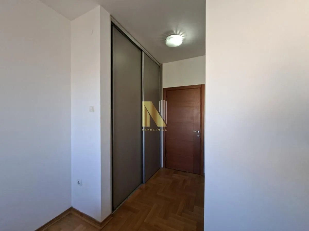 Prodaja, dvosoban stan, 53m², Detelinara, Novi Sad Sve Podlokacije