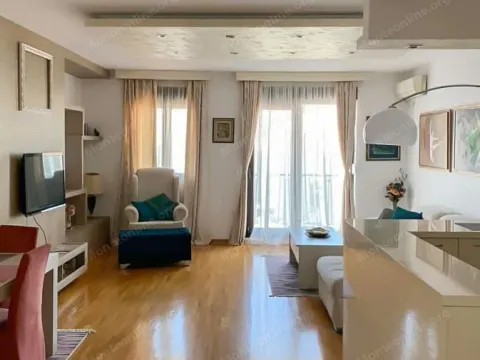 Prodaja, trosoban stan, 112m², Bečići, Budva - image 1