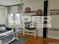 Izdavanje, dvosoban stan, 45m², Stari Grad, Beograd - image 1
