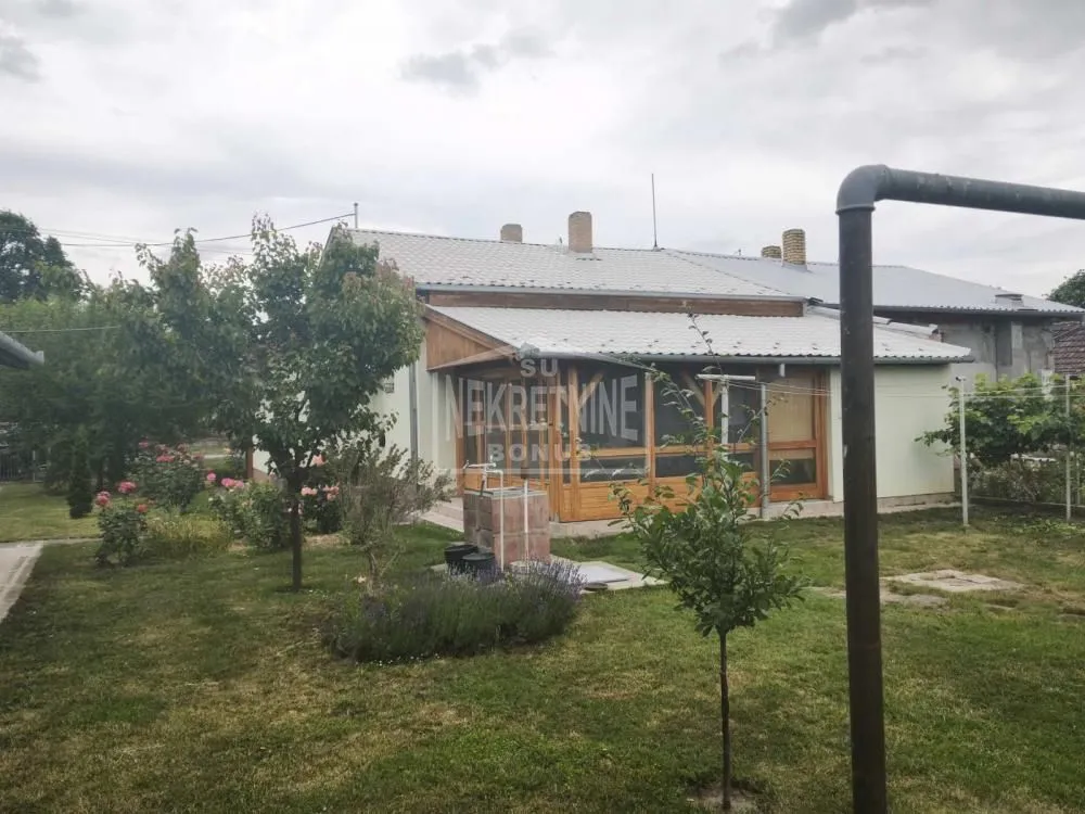 Prodaja, kuća, 81m², Mali Radanovac, Subotica