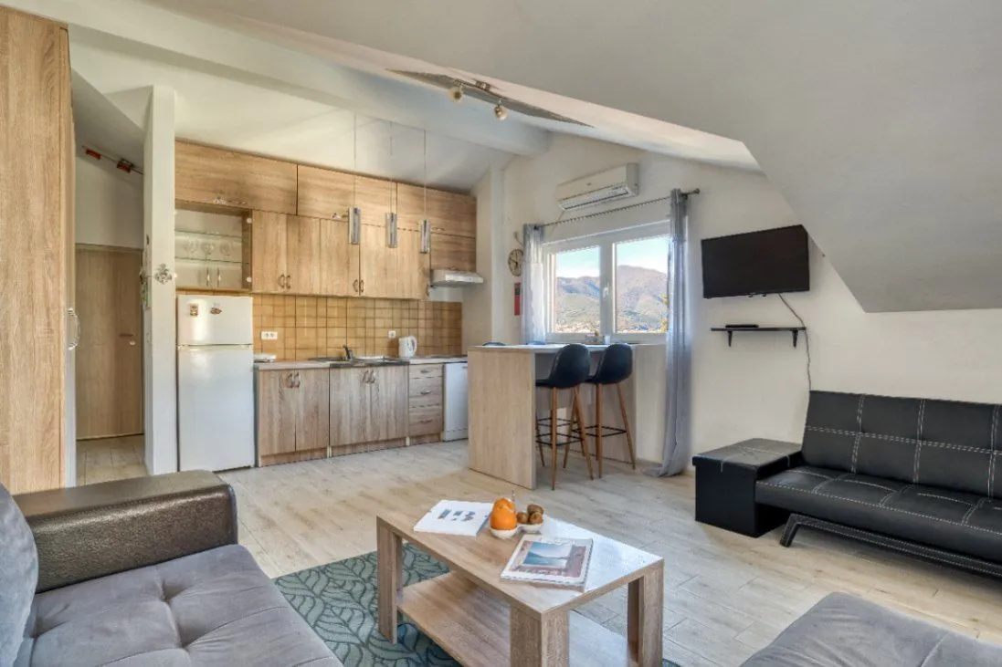 Sale, studio apartment, 30m², Donja Lastva, Tivat