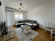 Izdavanje, jednosoban stan, 50m², New City, Podgorica - image 13