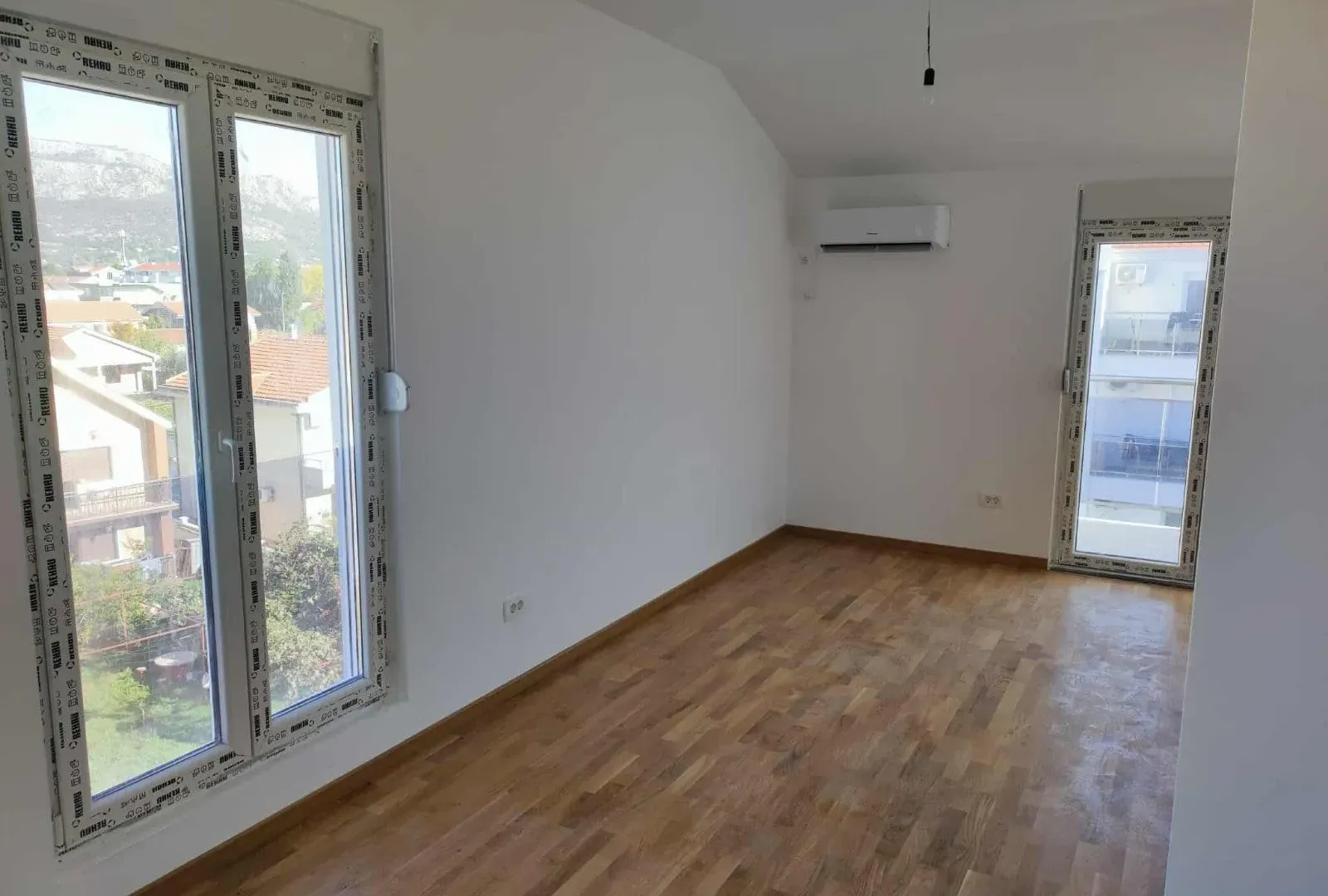 Rent, one bedroom apartment, 42m², Zagorič, Podgorica