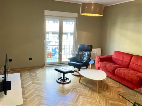Rent, three bedroom apartment, 80m², Slavija, Vračar Sve Podlokacije - image 2