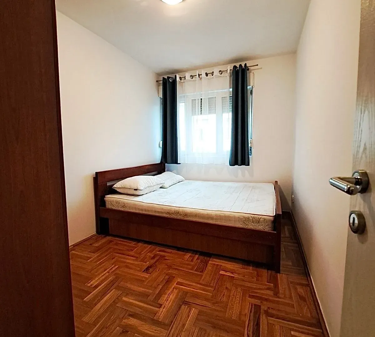 Rent, one bedroom apartment, 35m², Centar, Podgorica