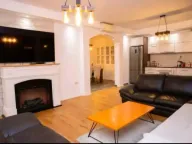 Izdavanje, kuća, 200m², Kavač, Kotor - image 10