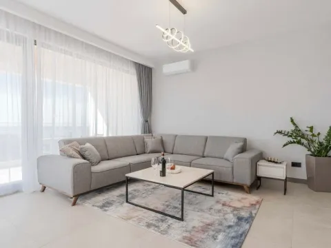 Rent, two bedroom apartment, 79m², Šušanj, Bar - image 3