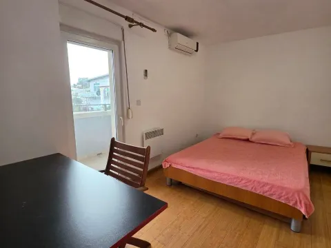 Rent, two bedroom apartment, 95m², Gospoština, Budva - image 3