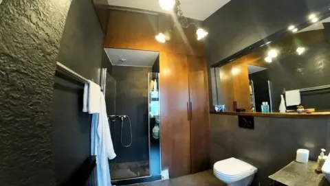 Prodaja, četvorosoban stan, 161m², Kalenić Pijaca, Vračar Sve Podlokacije - image 16