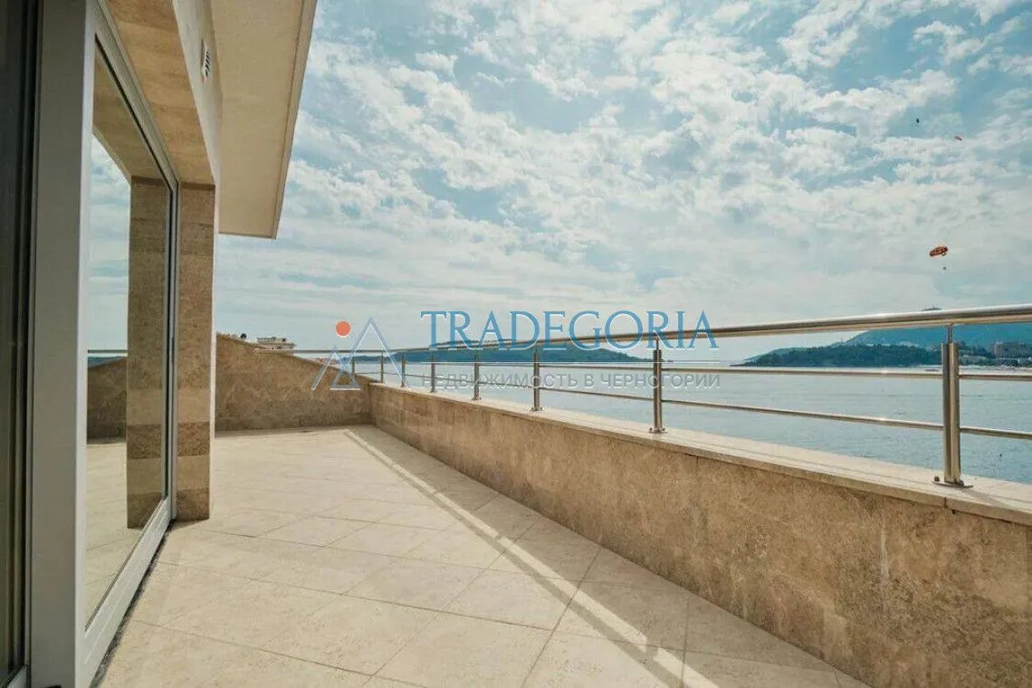 Prodaja, trosoban stan, 350m², Rafailovići, Budva