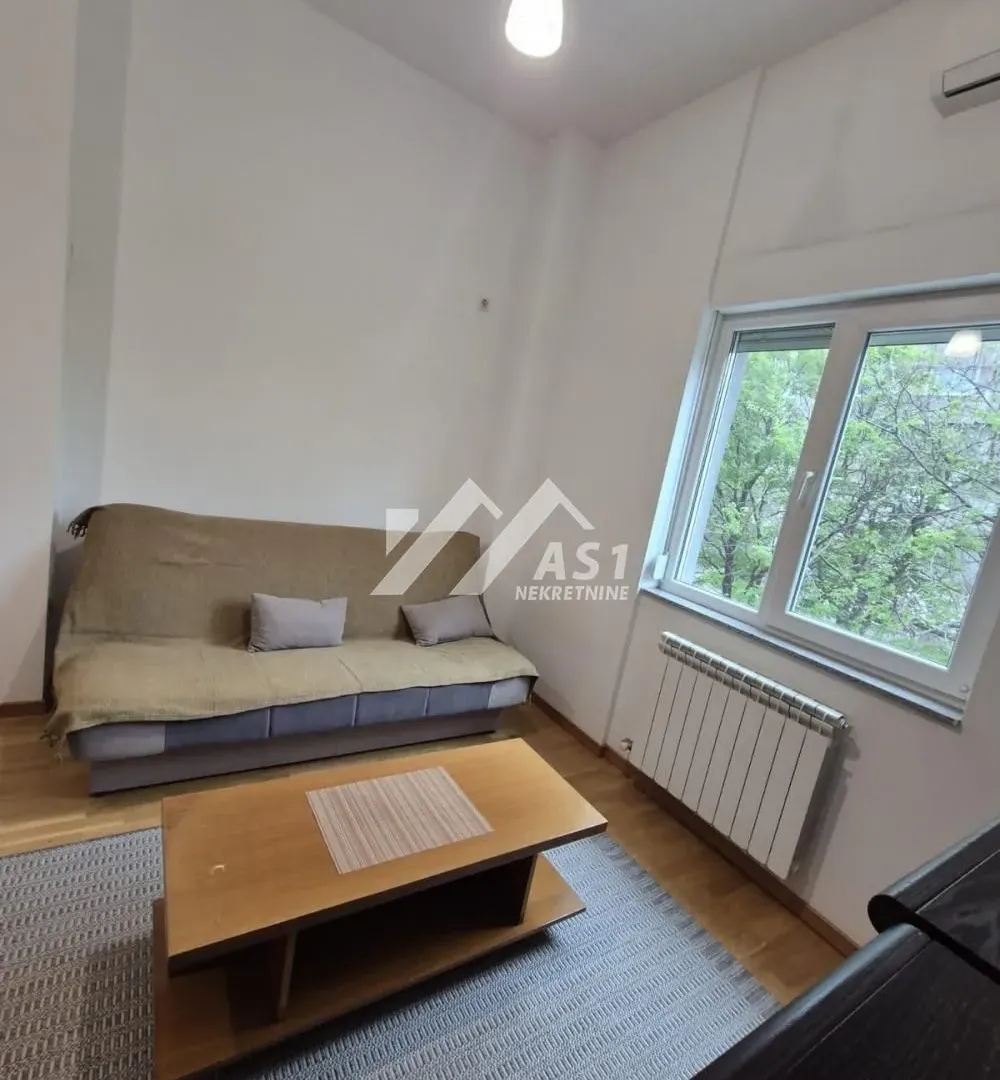 Izdavanje, stan, 25m², Liman 1, Novi Sad Sve Podlokacije