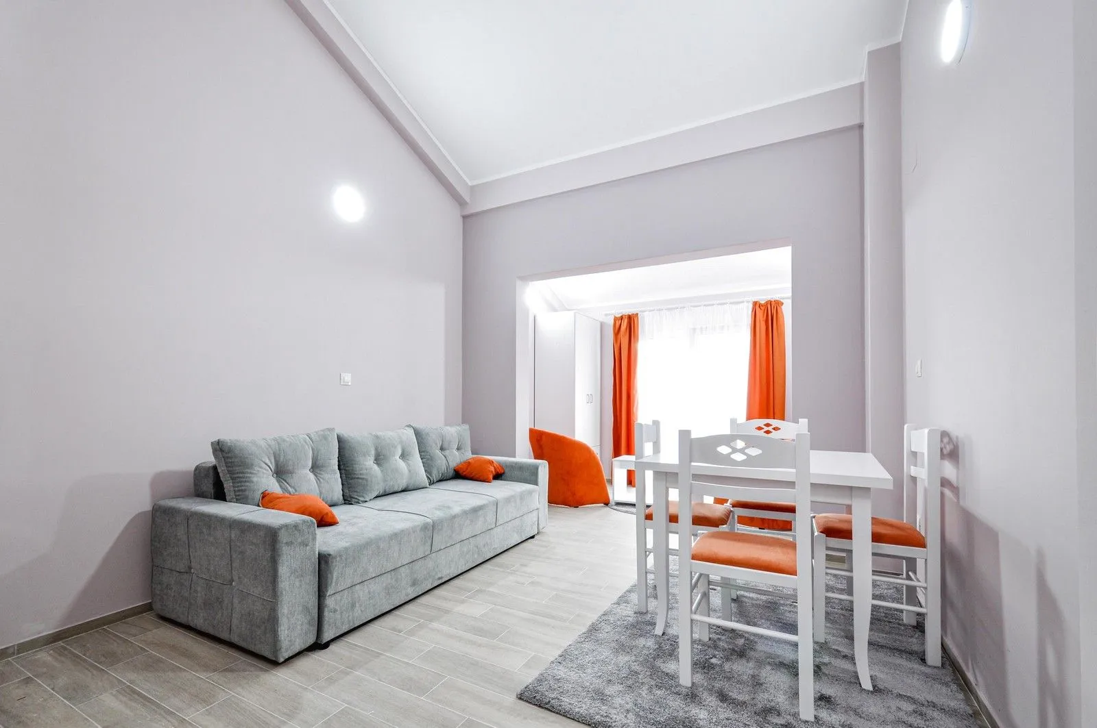 Sale, hospitality venue, 1256m², Podkošljun, Budva