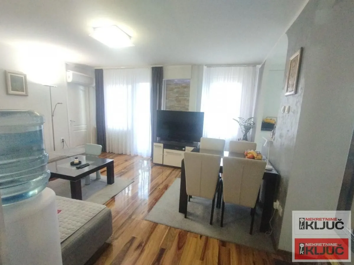 Prodaja, dvosoban stan, 54m², Novo naselje, Novi Sad