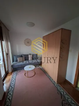 Rent, studio apartment, 28m², Dalmatinska ulica, Podgorica - image 4