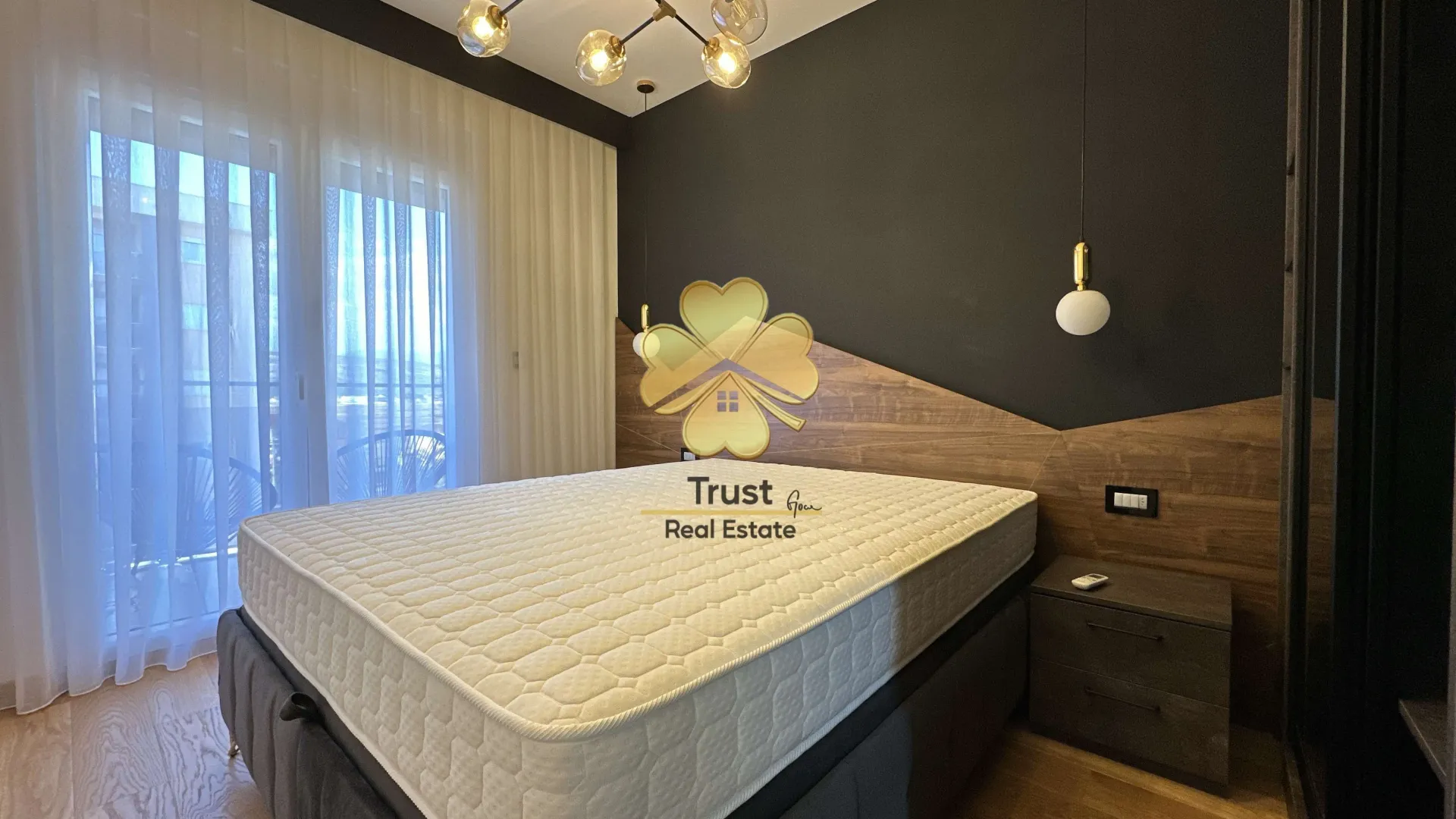 Izdavanje, dvosoban stan, 71m², New City, Podgorica