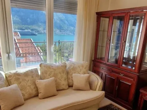 Prodaja, trosoban stan, 97m², Prčanj, Kotor - image 14