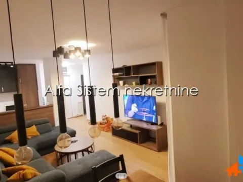 Izdavanje, trosoban stan, 72m², Cvetkova Pijaca, Zvezdara Sve Podlokacije - image 2
