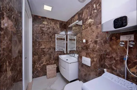 Sale, one bedroom apartment, 63m², Tre Canne, Budva - image 8