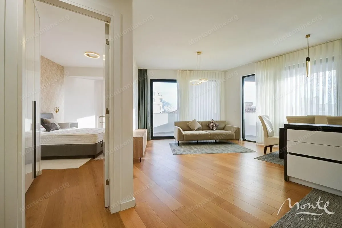 Prodaja, jednosoban stan, 67m², Bečići, Budva