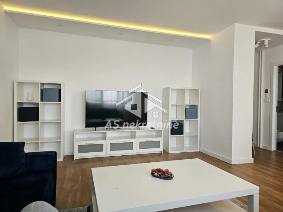 Rent, two bedroom apartment, 50m², Novi Beograd Blok 38, Novi Beograd Sve Podlokacije