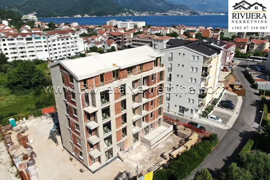 Prodaja, trosoban stan, 88m², Bijela, Herceg Novi