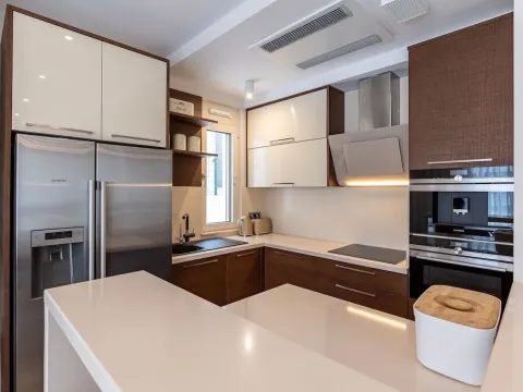 Sale, house, 400m², Bečići, Budva - image 3