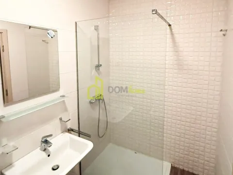 Izdavanje, dvosoban stan, 68m², City Kvart, Podgorica - image 8