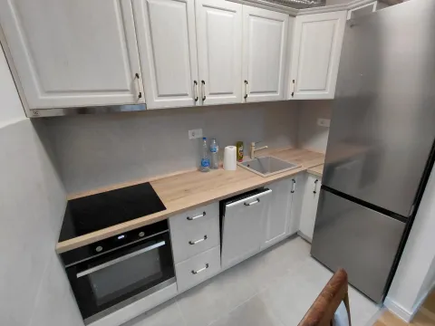 Rent, one bedroom apartment, 40m², Pobrežje, Podgorica - image 4