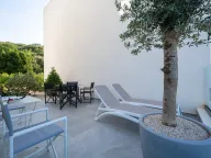 Izdavanje, jednosoban stan, 68m², Krašići, Tivat - image 16