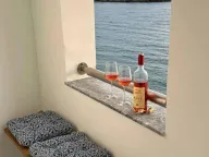 Izdavanje, dvosoban stan, 55m², Sveti Stefan, Budva - image 11