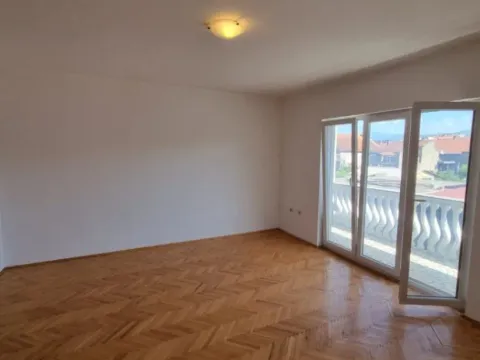 Prodaja, kuća, 247m², Stari Aerodrom, Podgorica - image 11