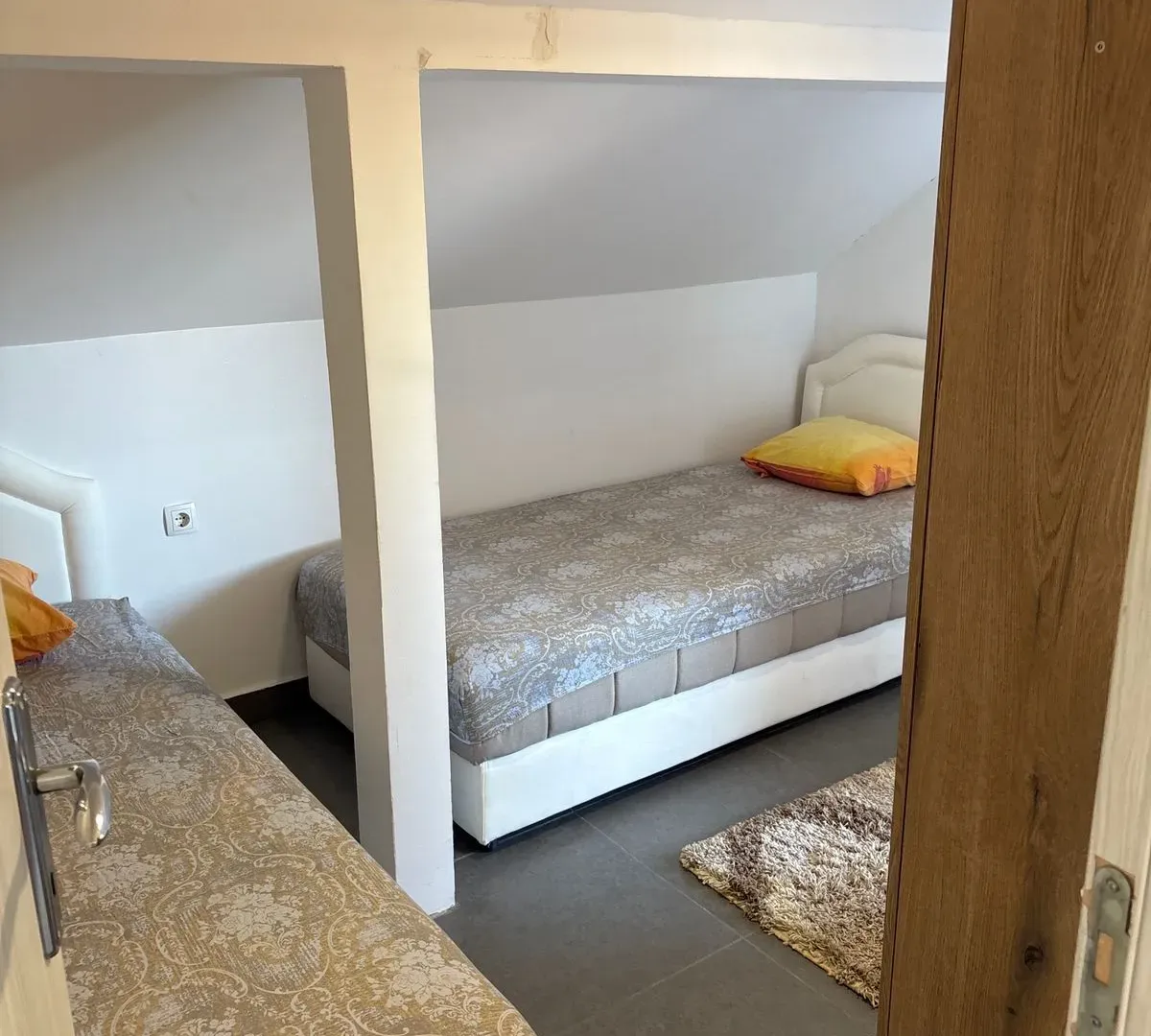 Rent, one bedroom apartment, 70m², Stari Aerodrom, Podgorica