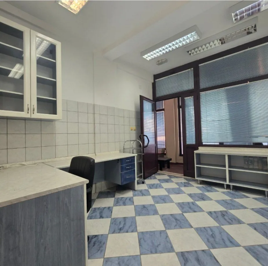 Rent, office space, 80m², Centar, Nikšić