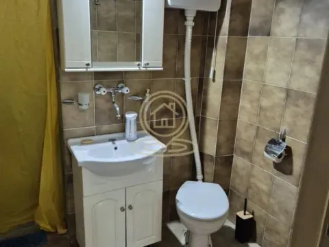 Izdavanje, dvosoban stan, 55m², Medijana, Niš - image 9