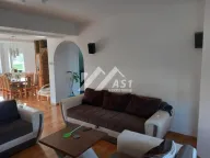 Izdavanje, kuća, 175m², Klisa, Novi Sad Sve Podlokacije - image 6