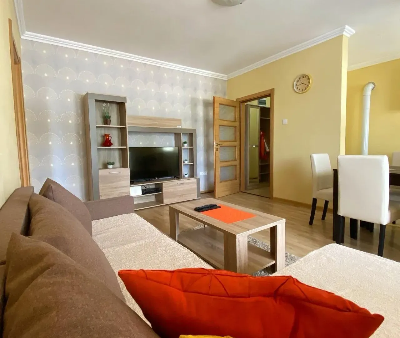 Rent, two bedroom apartment, 60m², Centar, Žabljak