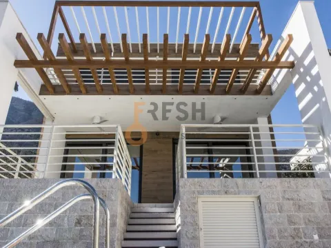 Sale, house, 586m², Kotor, Crna Gora - image 3