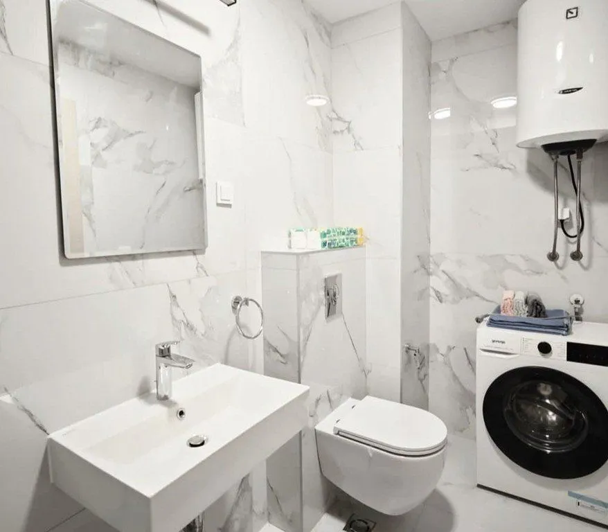 Izdavanje, dvosoban stan, 68m², Stara Varoš, Podgorica