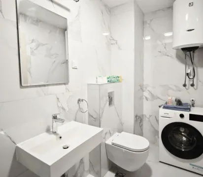 Izdavanje, dvosoban stan, 68m², Stara Varoš, Podgorica - image 7