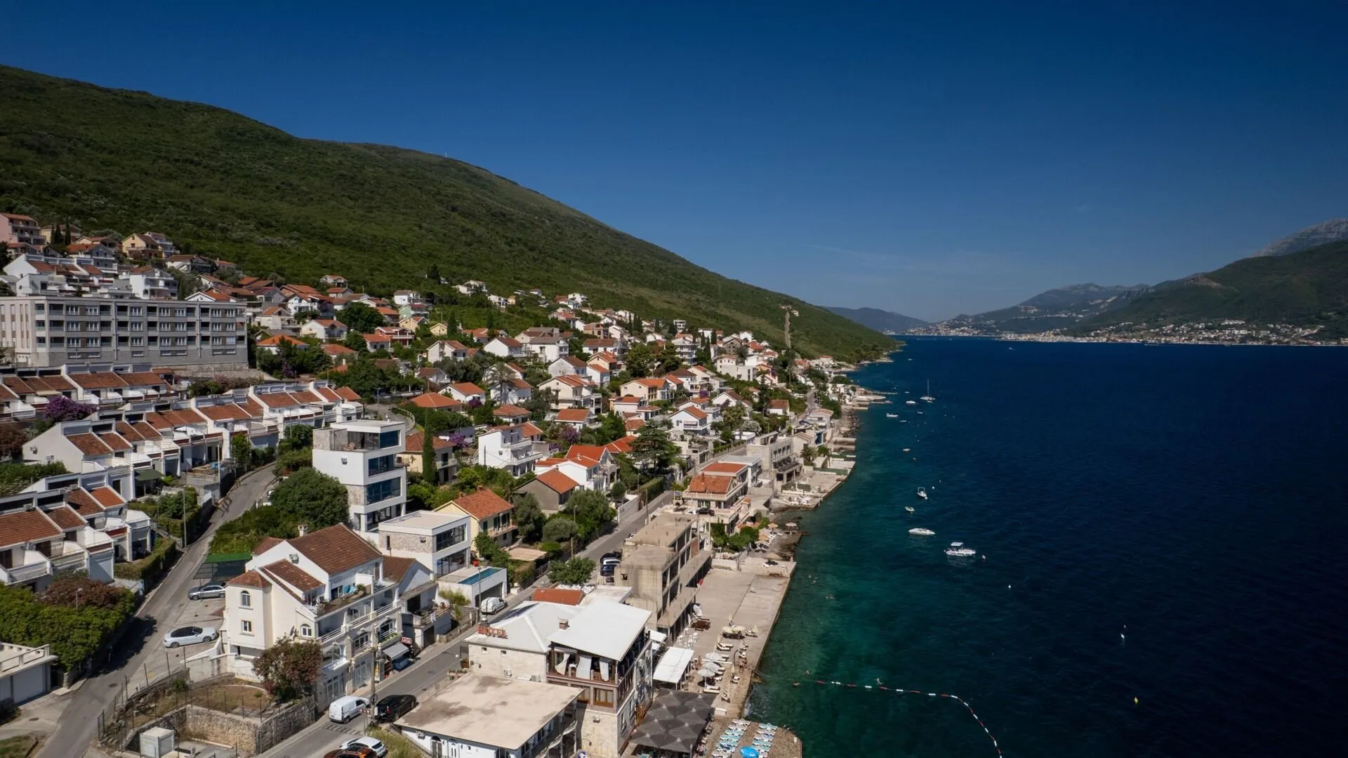 Prodaja, kuća, 200m², Krašići, Tivat
