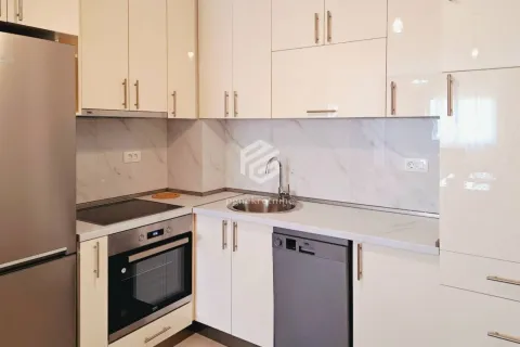 Izdavanje, jednosoban stan, 48m², City Kvart, Podgorica - image 5
