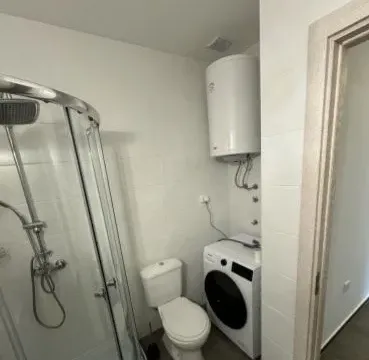 Izdavanje, trosoban stan, 80m², Zabjelo, Podgorica - image 8