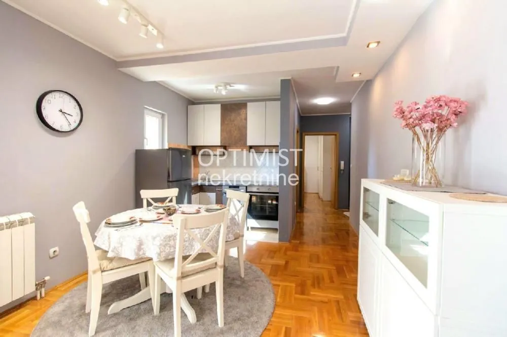 Rent, two bedroom apartment, 46m², Vračar Hram, Vračar Sve Podlokacije